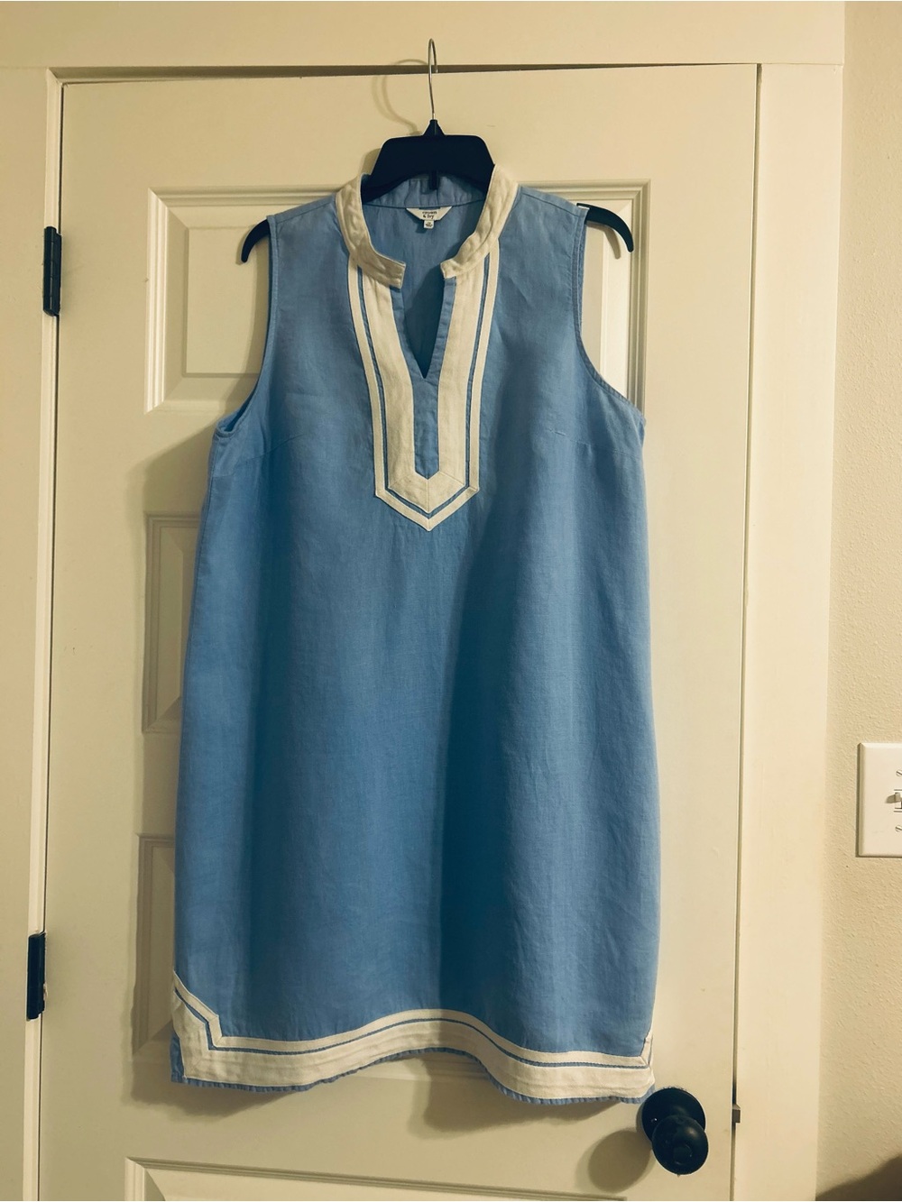 crown & ivy Light Blue Sleeveless Midi Dress with White Trim